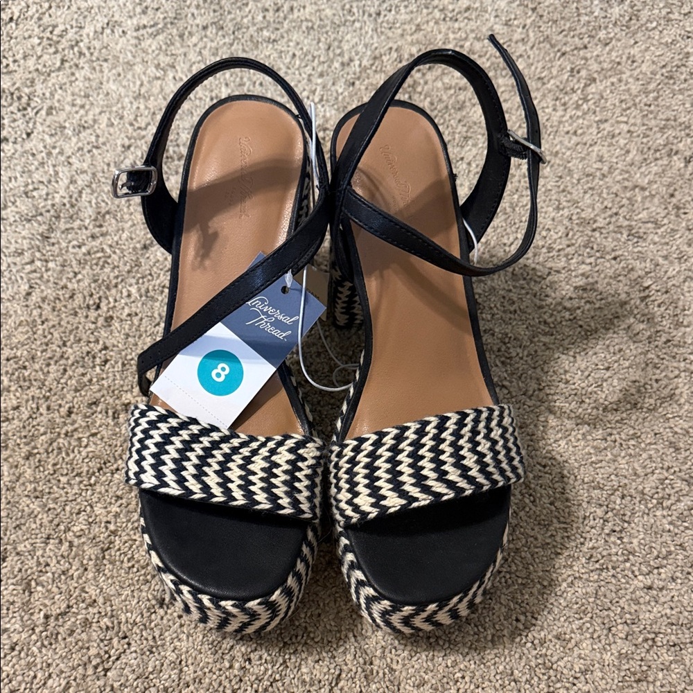 Universal Thread Black & Cream Woven Platform Sandals